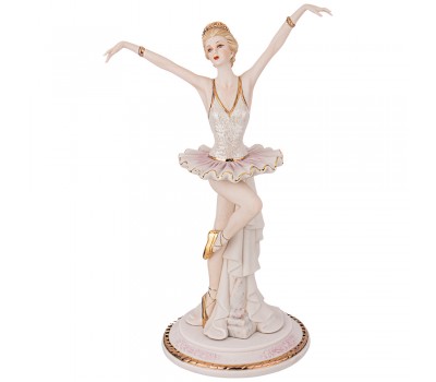 Статуэтка «балерина» 25*17 см. высота=38 см.