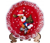 Тарелка стеклянная декоративная на подставке диаметр 150. рисунок: символ года: собака с елкой на кр